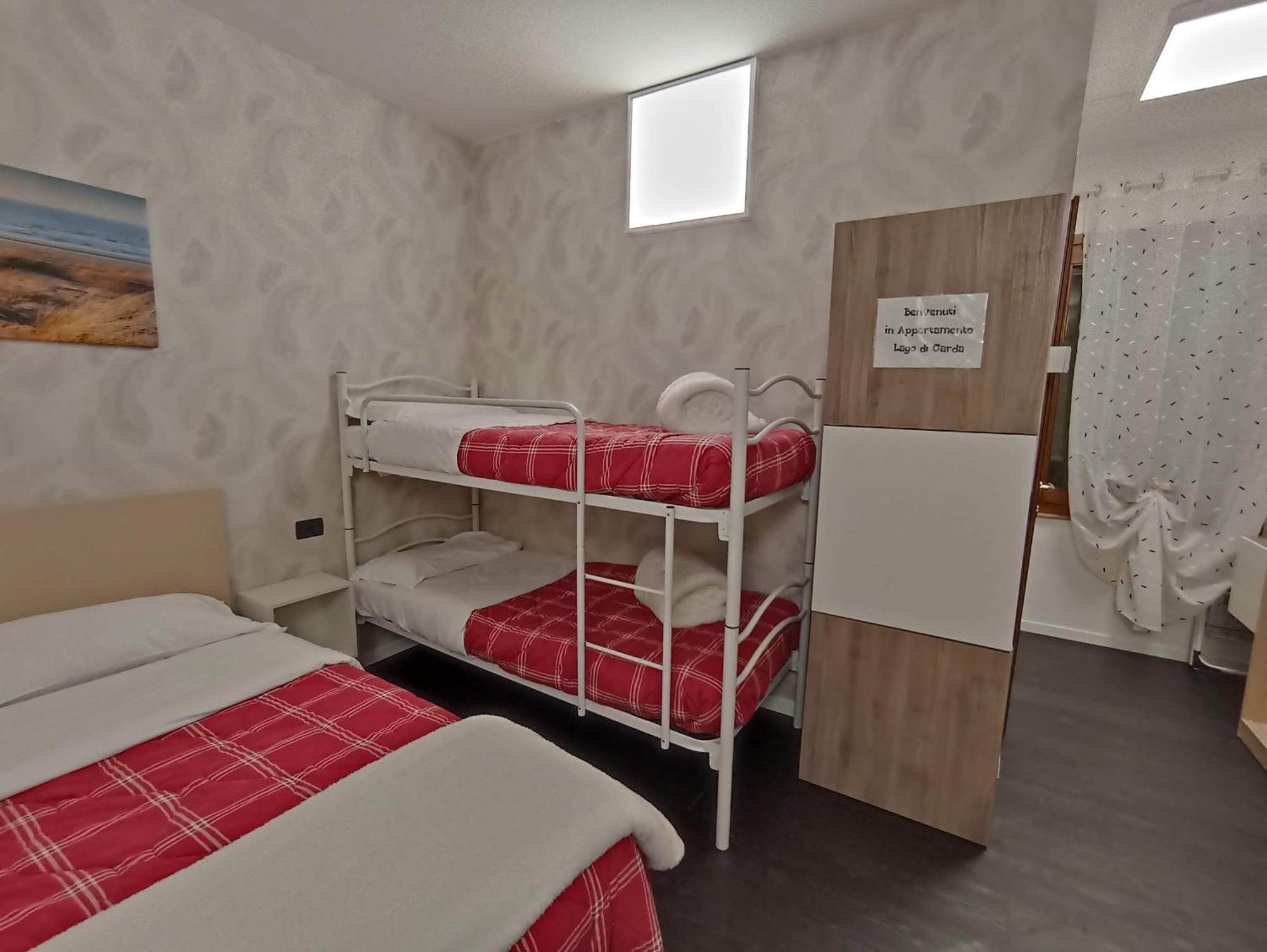 Appartamento Vicino Lago Di Garda, Peschiera, Gardaland Понти-суль-Минчо Экстерьер фото